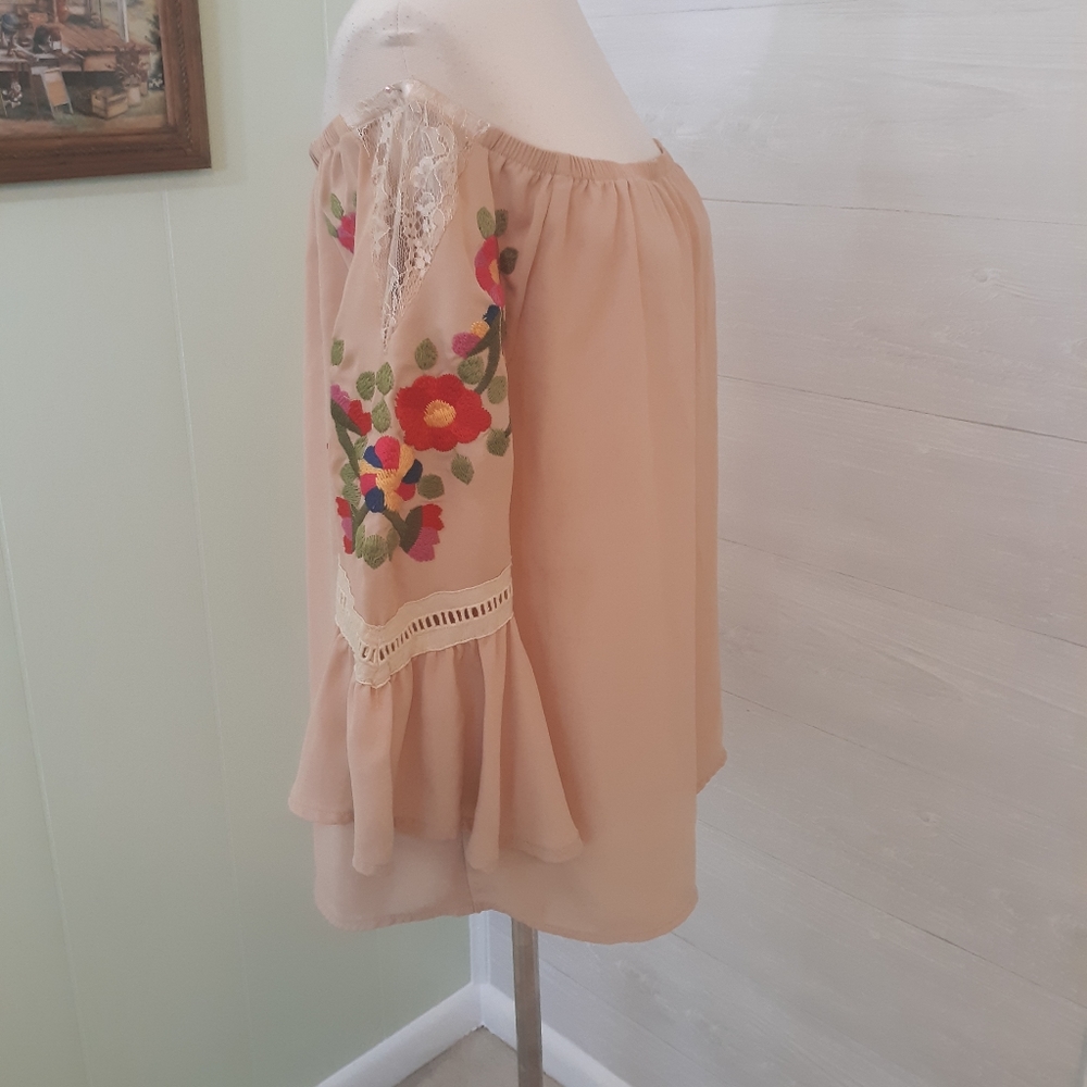 Vava by joy han off shoulder embroidery bohemian top XS *C2 - Picture 3 of 10